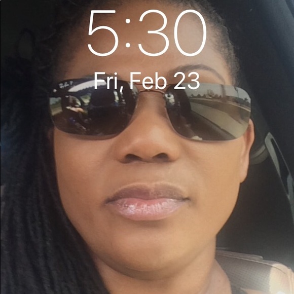 Meet your Posher, Eugenia - Picture 1 of 1